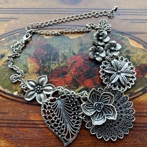 Premier Designs Botanical Necklace Flower Necklace